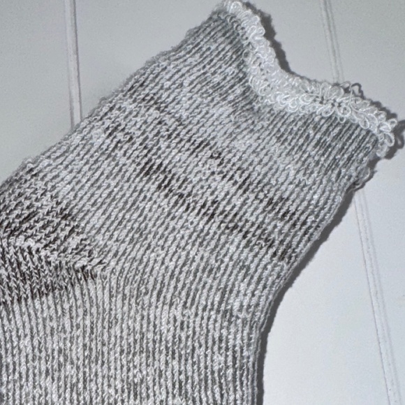 Lemon Women’s 2 pair, Powder Soft Yarn Full Cushion Footbed Gray & Brown - Picture 4 of 9